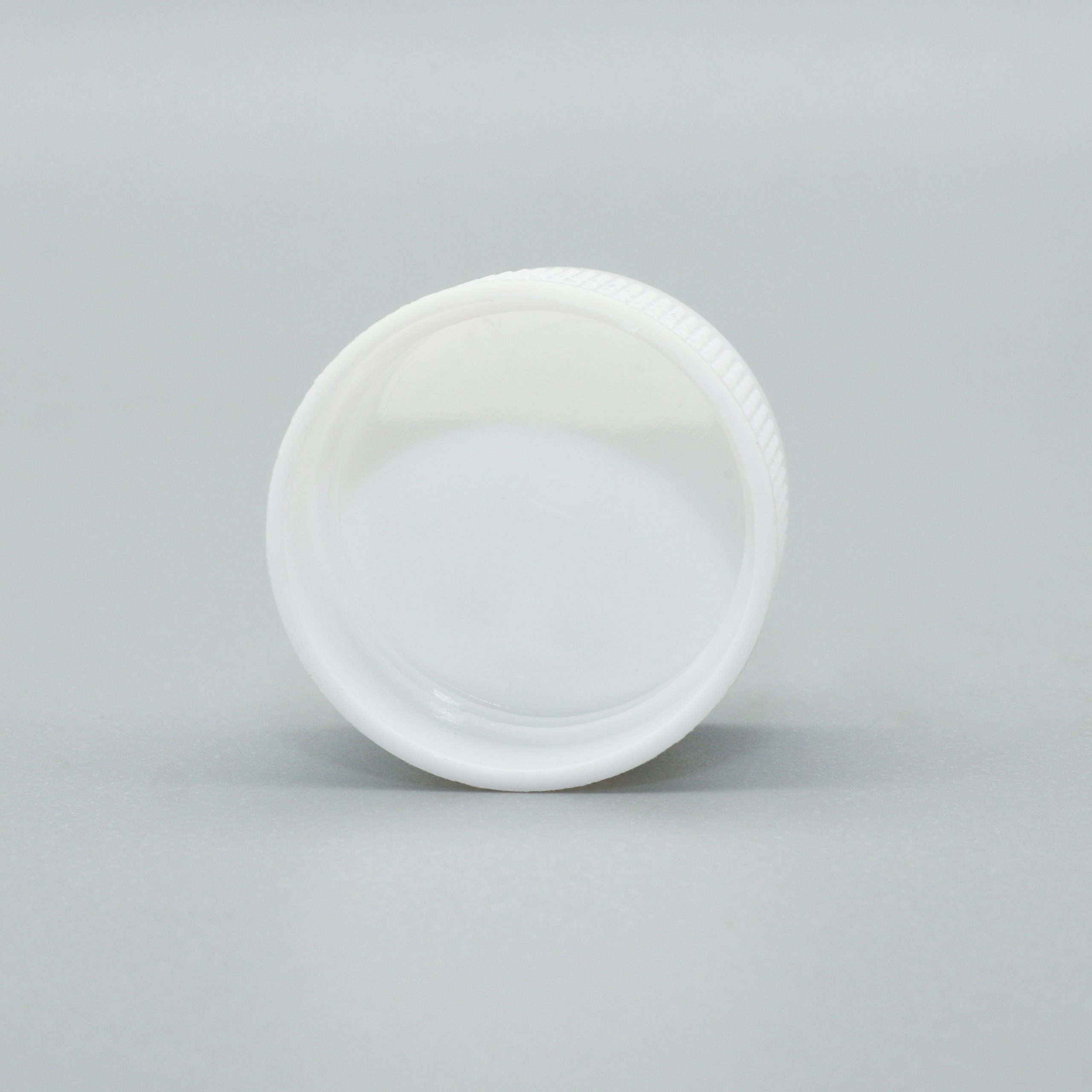 24mm Cutting-Edge Screw Caps with Integrated Blade - Image 4